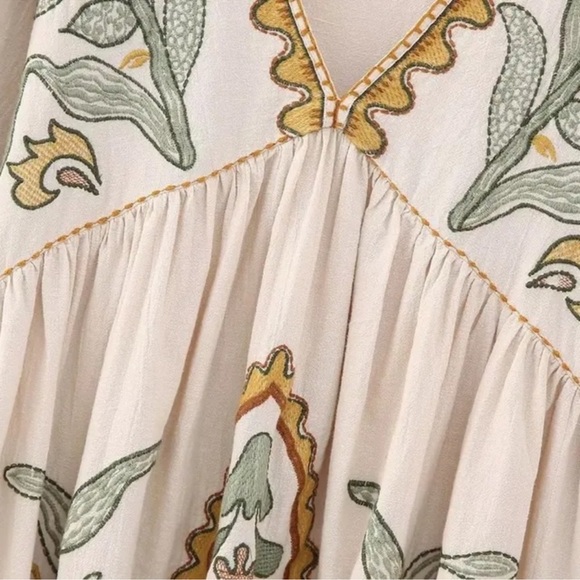 #173 Embroidered Linen Blend Cream and Sage Green Mini Dress - Picture 10 of 12